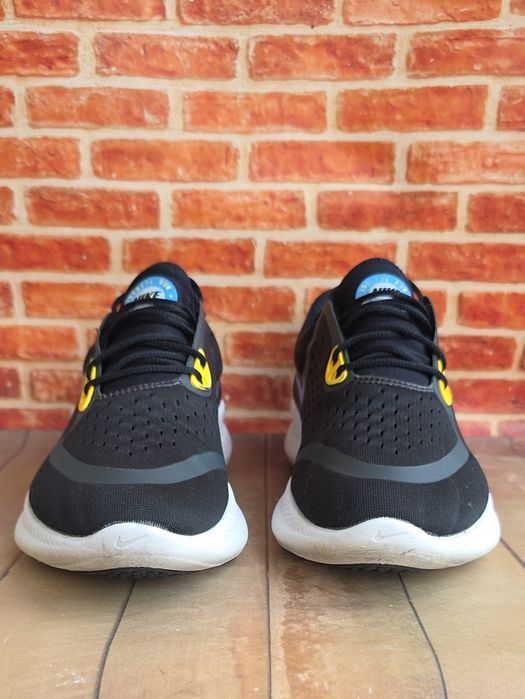 Кросівки NIKE 42.5/27 см літо