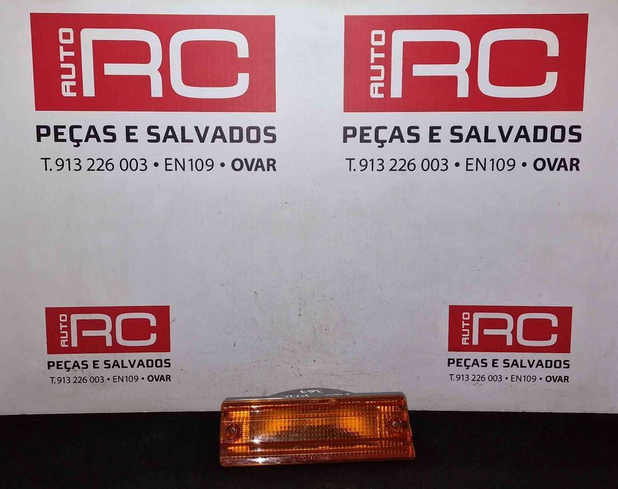 Pisca Frente Direito NISSAN DATSUN 180B (PL810) ano 1980