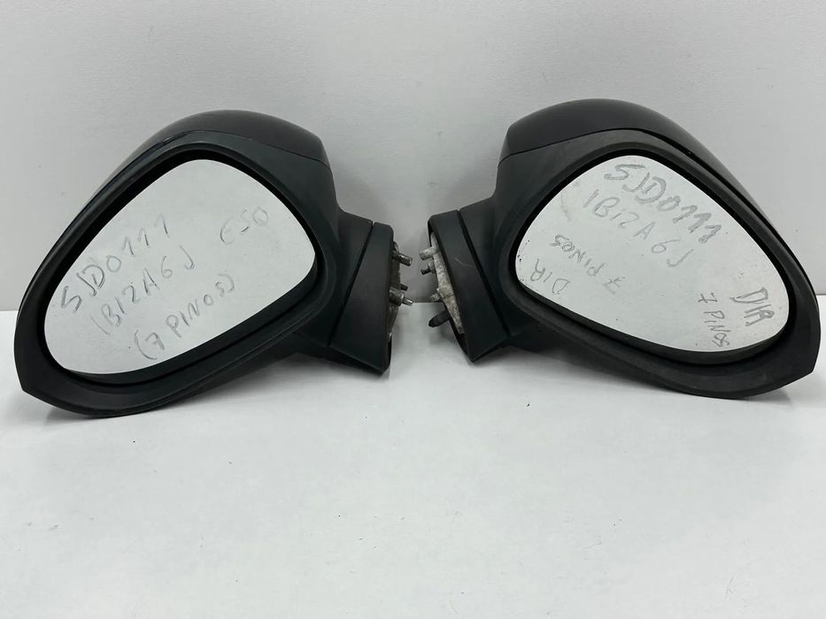 Retrovisor Direito / Esquerdo - Seat Ibiza 6J (2009)