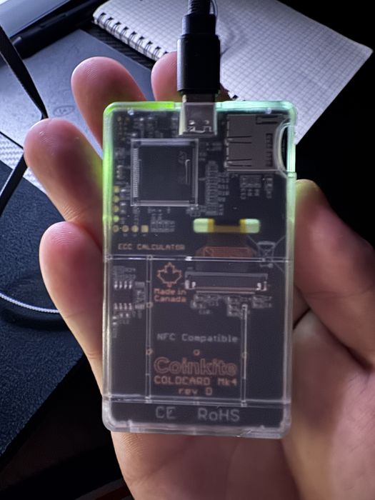 холодний крипто-гаманець Coldcard MK4