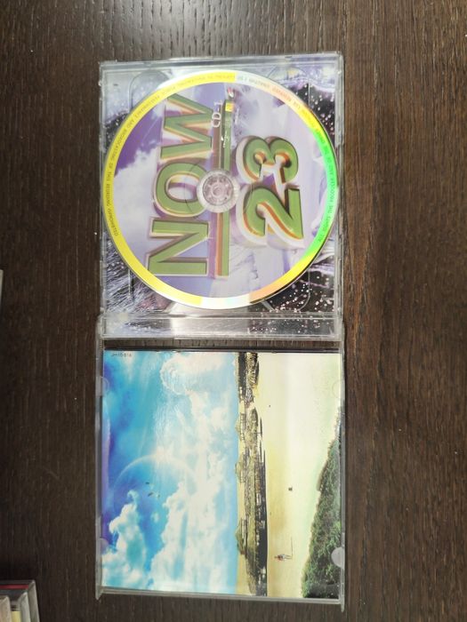 2 CDs do volume 23, NOW