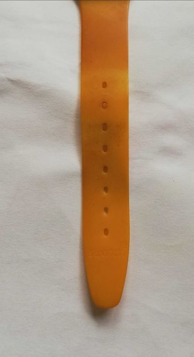 Relógio Swatch Skin Amarillo SFN101