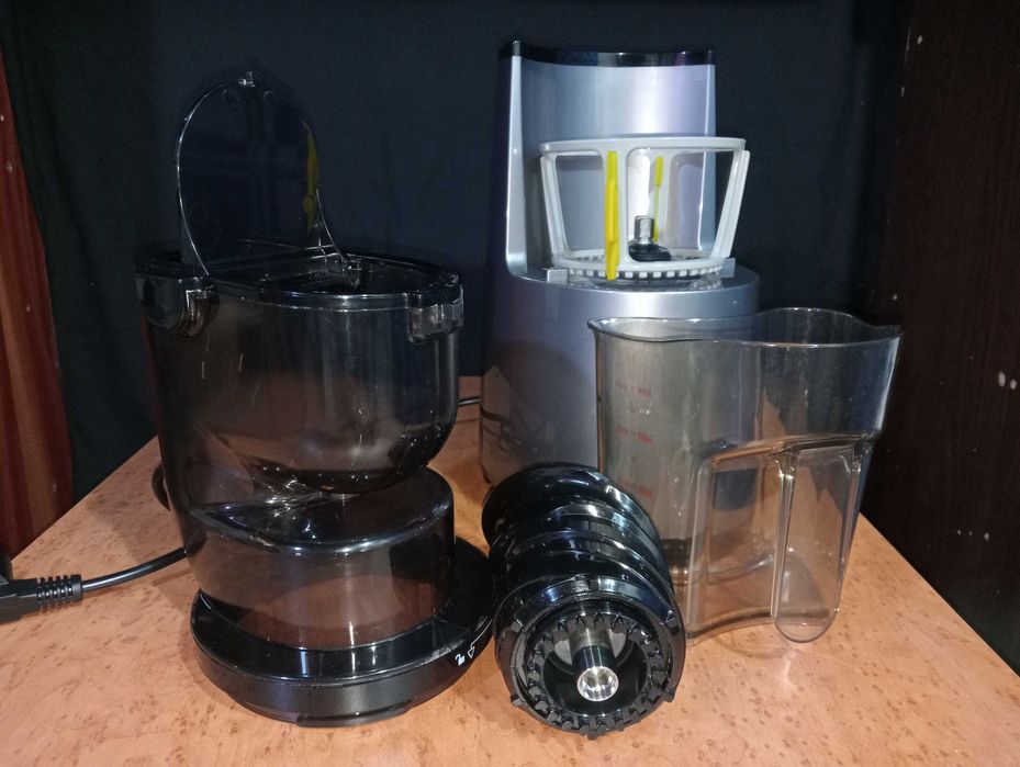 Wyciskarka BIOCHEF Atlas Whole Slow Juicer