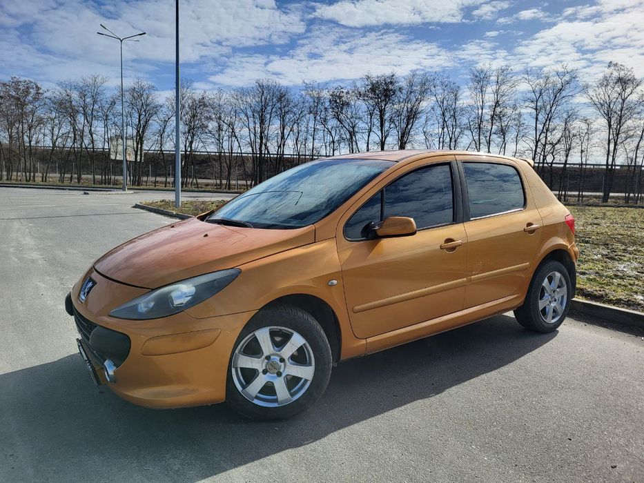 Продам автомобіль