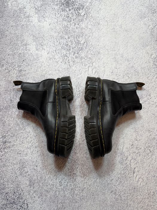 Оригинальные черные женские ботинки челси модели Dr. Martens Aud — zdjęcie 4