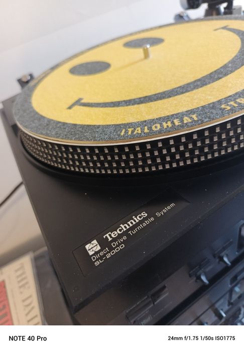 Technics gramofon