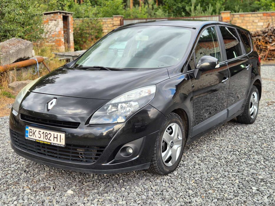 Renault Grand Scenic 2010, 2.0 бензин, автомат (обмін/кредит)