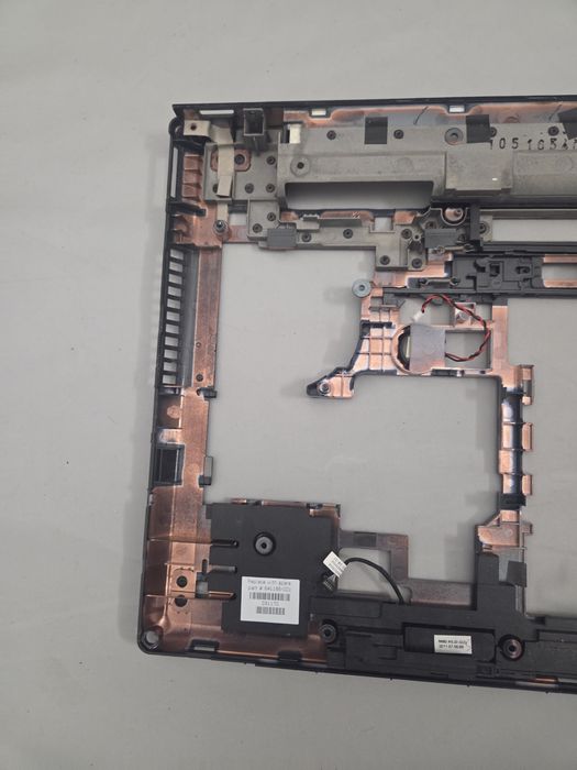 Sprzedam dolną obudowę  do Laptopa HP Probook 6560B