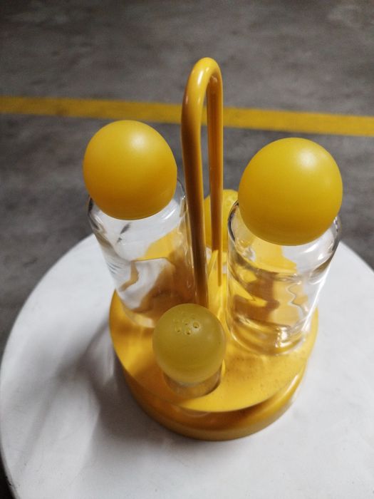 Suporte (azeite/vinagre/sal/pimenta)