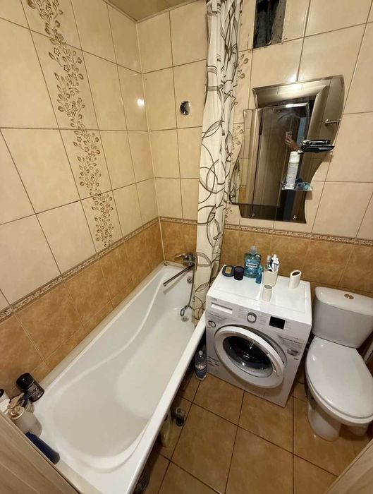 Продаж 1 кімнатної квартири на Проспекті Миру, р-н Площі перемоги