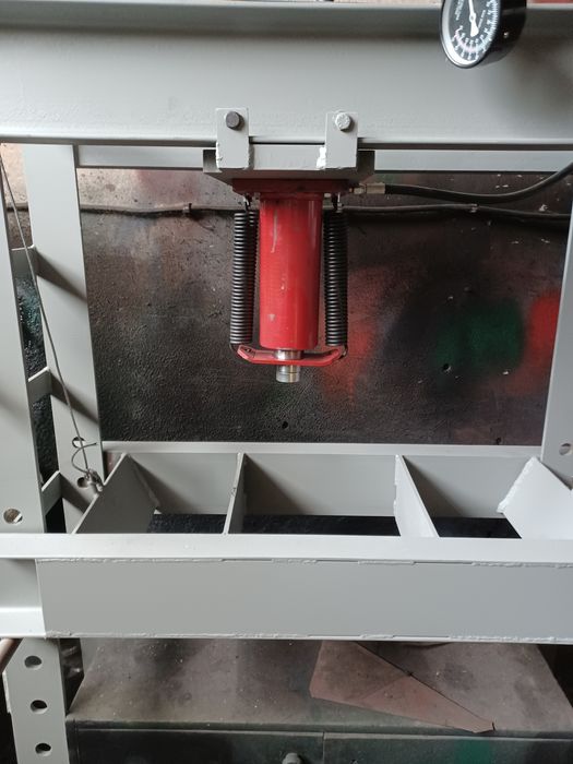 Prasa hydrauliczna 50 ton