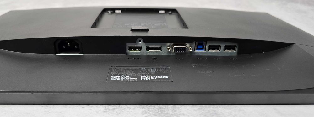 Монітор безрамковий 23.8" Dell P2419H 1920х1080 (16:9) IPS WLED