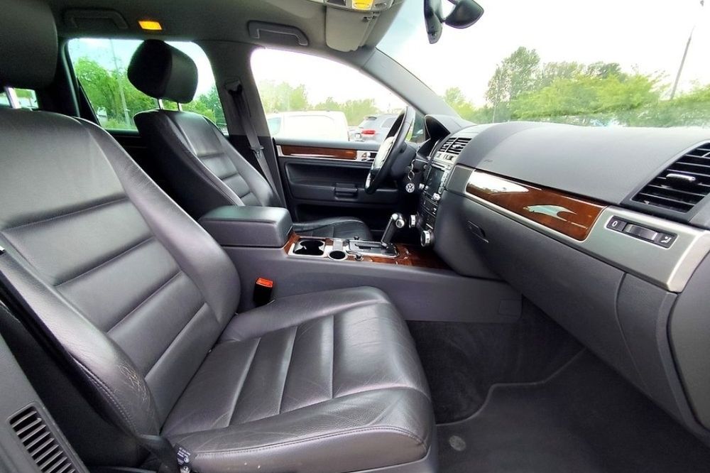 Продам Volkswagen Touareg 3.0 TDI