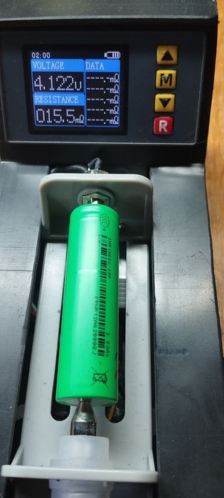 Перепакування  укумуляторів до шурупокрутів.