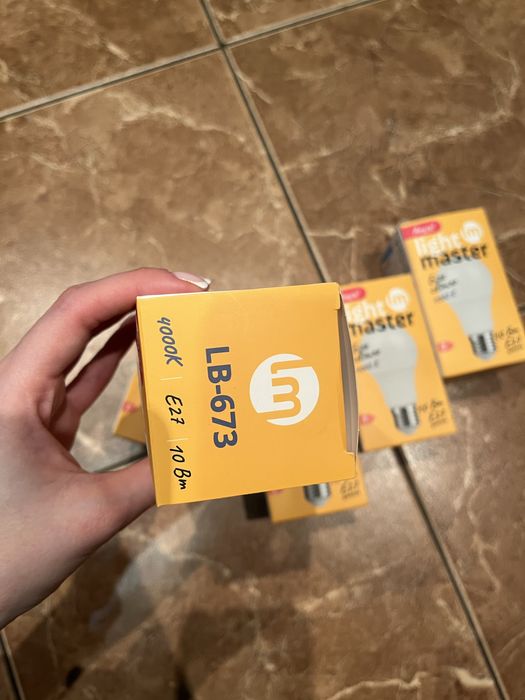 Ламочки light master біле світло 4000к 10Вт Е27 цоколь F
