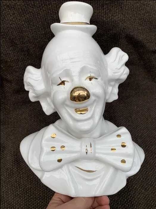 Статуэтка клоун. Фарфор. Клоун.