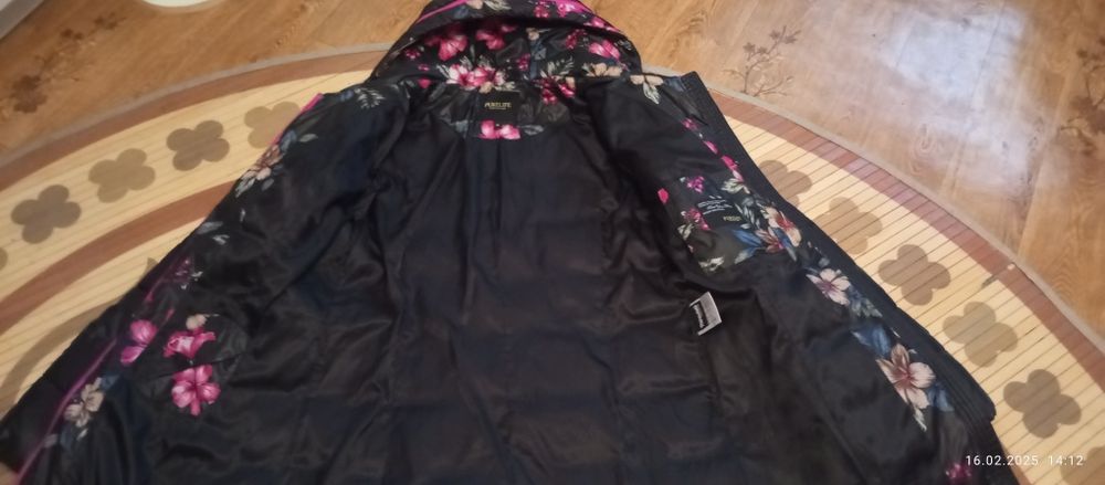 Куртка женская зимняя р.50