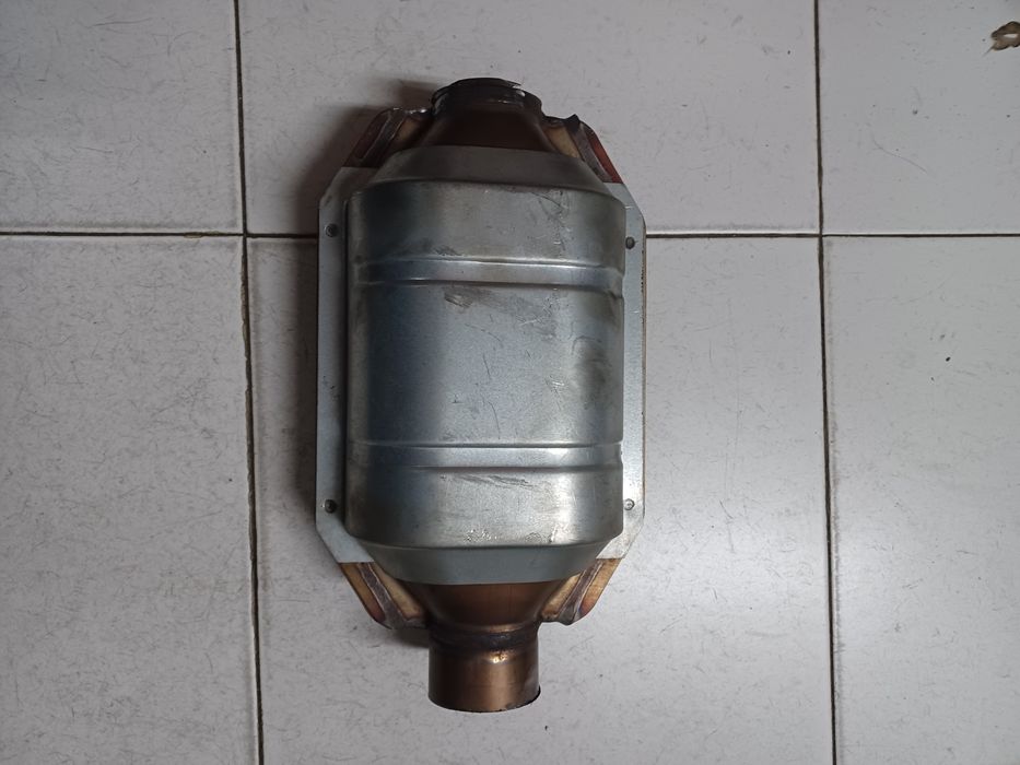 Catalisador universal novo carro a gasolina turbo