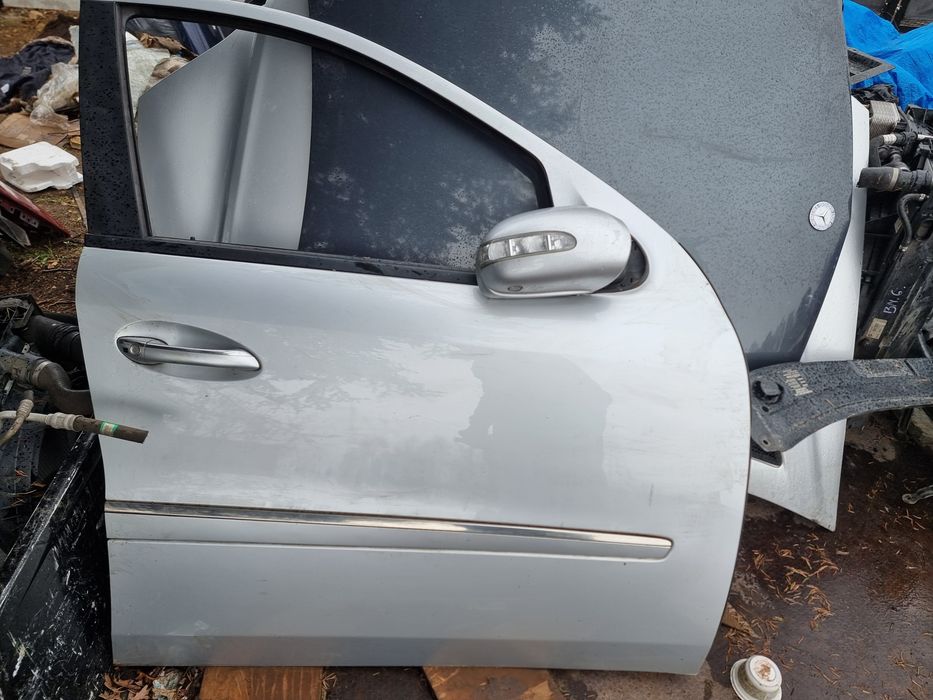 Drzwi prawe przod prawe tyl mercedes ml w164 kolor 775