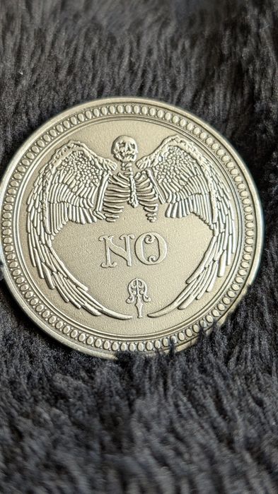 Железная монета в кейсе Yes No для принятия важных решений да нет