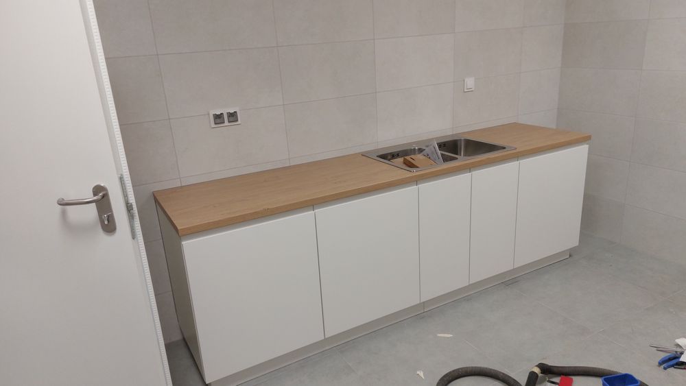 Meble na wymiar, szybki czas realizacji, projekt i darmowa wycena