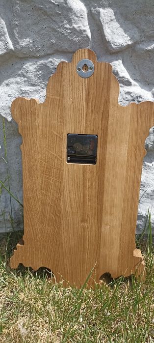 Продам пано Годинник, виріб з дерева! Телефонуйте!