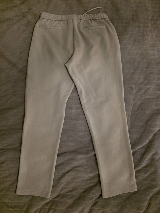 Spodnie dresowe Reserved rozmiar M