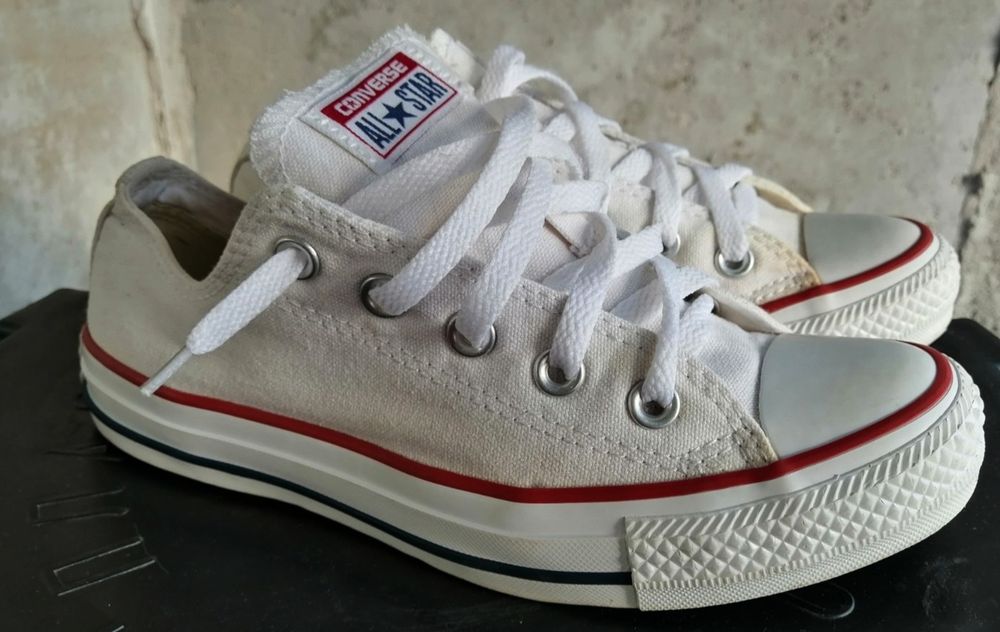 Продам кеди Converse