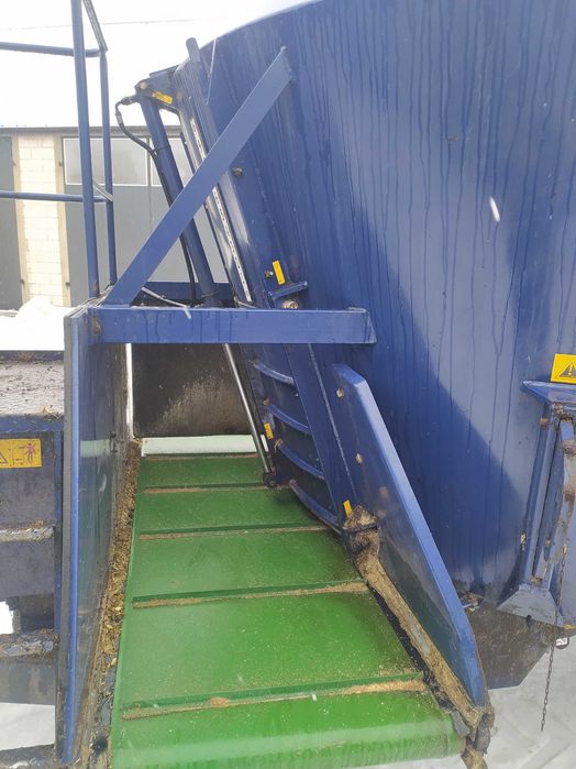 wóz paszowy alima mix evolution 10 twin