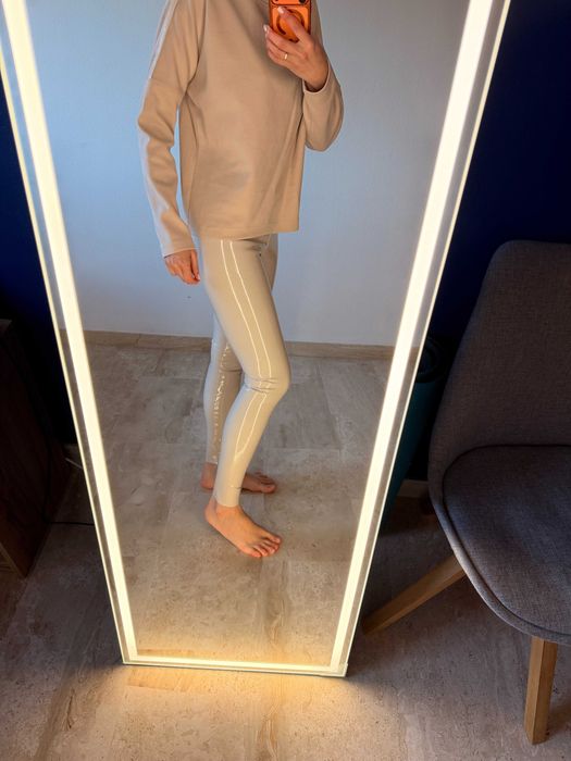 Шкіряні легінси з глянцевим ефектом Commando