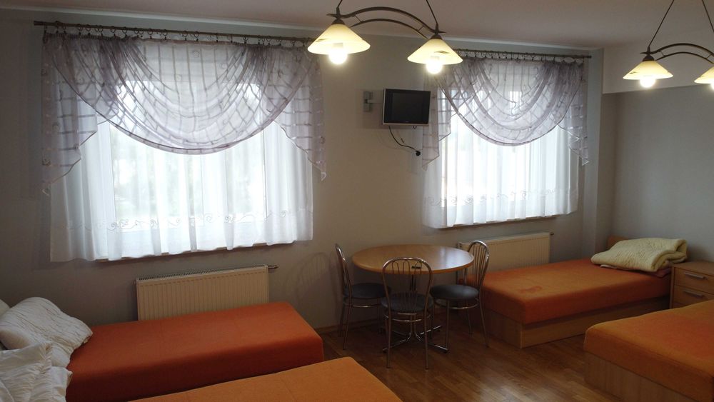 Dom noclegowy dla ekip budowlanych — Dużo pokoi , wysoki standard