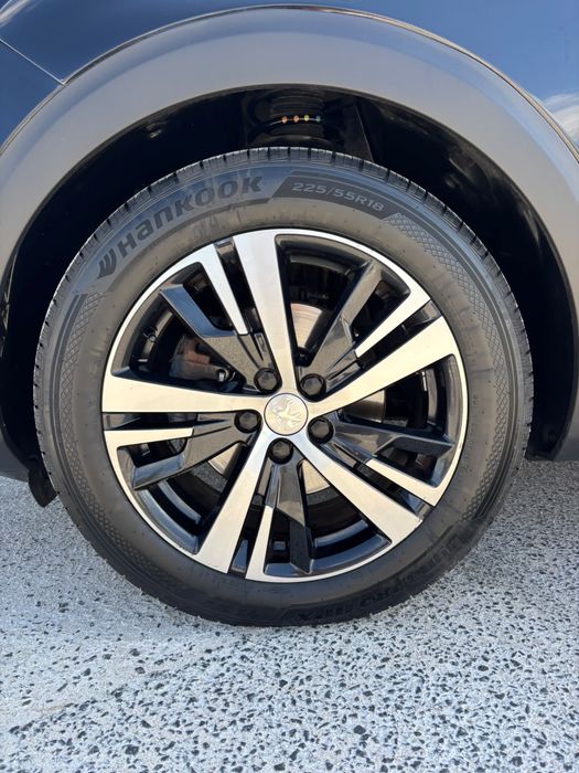 PEUGEOT 3008 2018