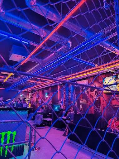 Wynajmę pub w klimacie Cyberpunk