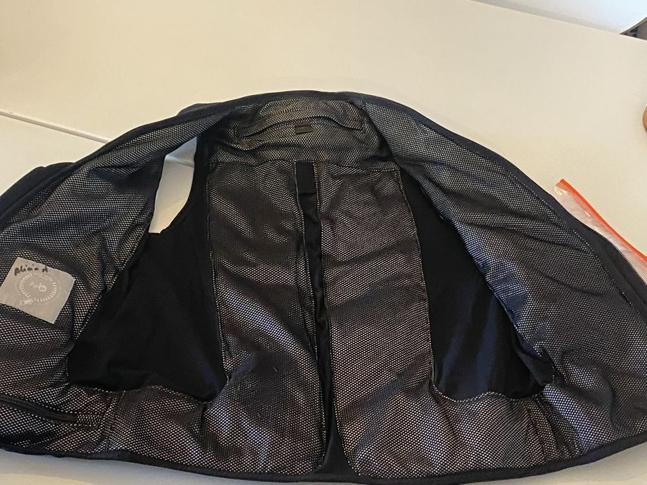 Colete Air Bag equitaçao Helite Zip In 2 Child L