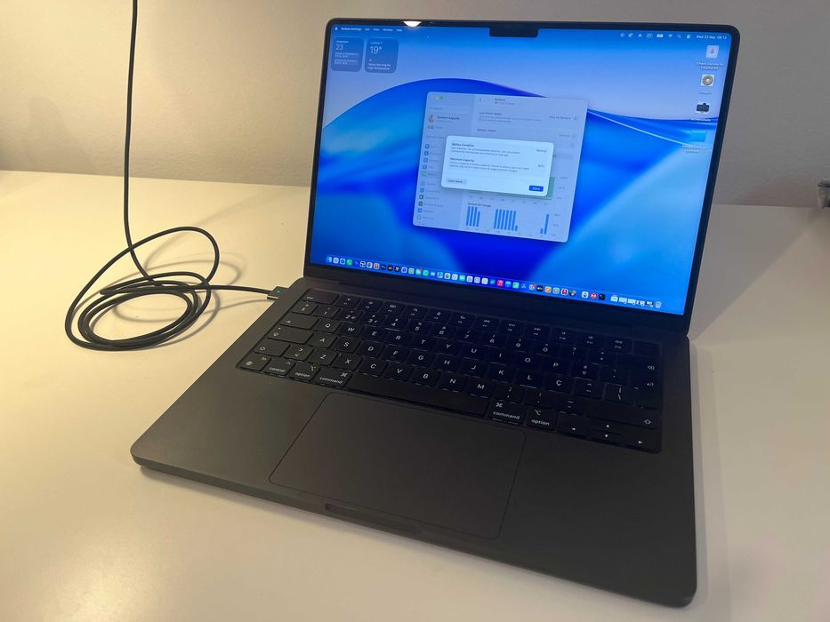 MacBook Pro M3 PRO 14" 18GB Ram/512GB SSD