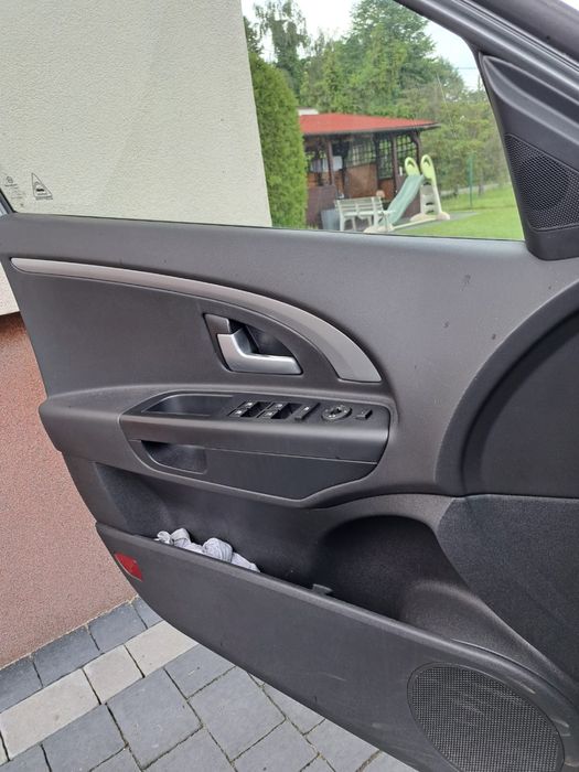 Samochód osobowy kia ceed