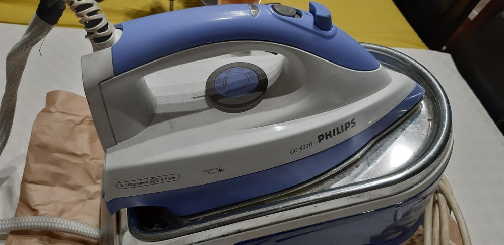 Philips GC 8220 - ferro engomar com caldeira (PECAS)