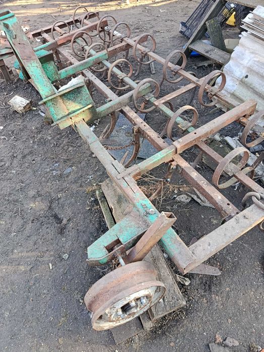 Культиватор пружинний