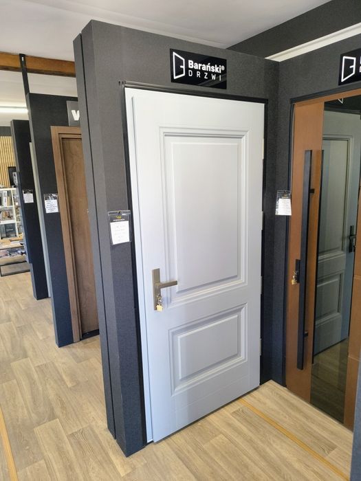 Drzwi zewnętrzne drewniane Barański wzór 106, 90 Prawe