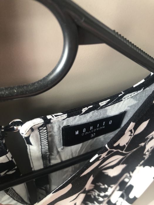 Sukienka 32 xs mohito czarno biała