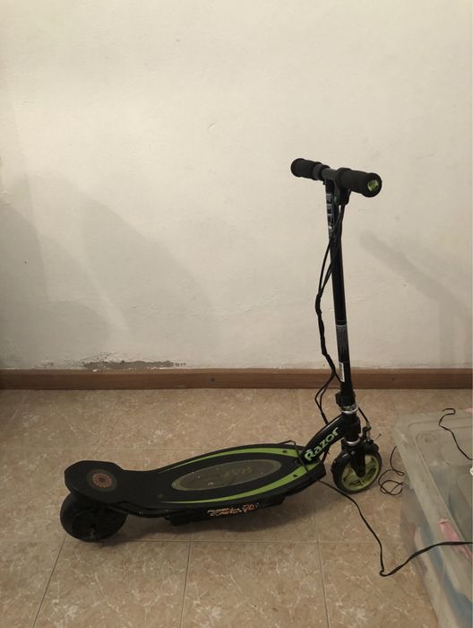 Trotineta Elétrica RAZOR