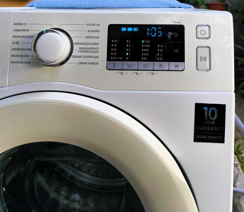 Máquina de Lavar Roupa Samsung 9 kg 1400 rpm A+++ eco bubble