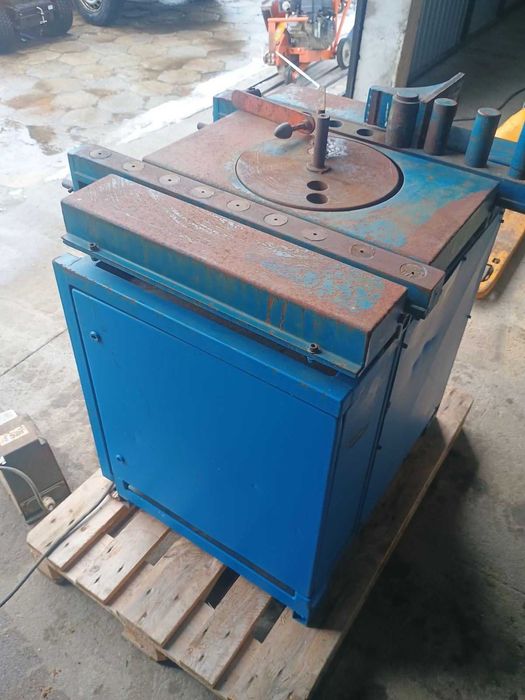 giętarka do prętów strzemion zbrojeń zginarka zaginarka drutu