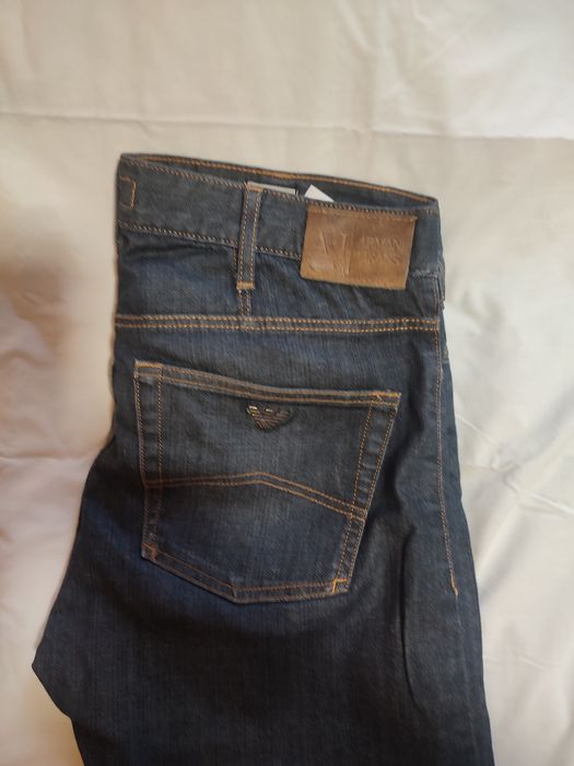 Джинсы ARMANY JEANS оригинал размер 34