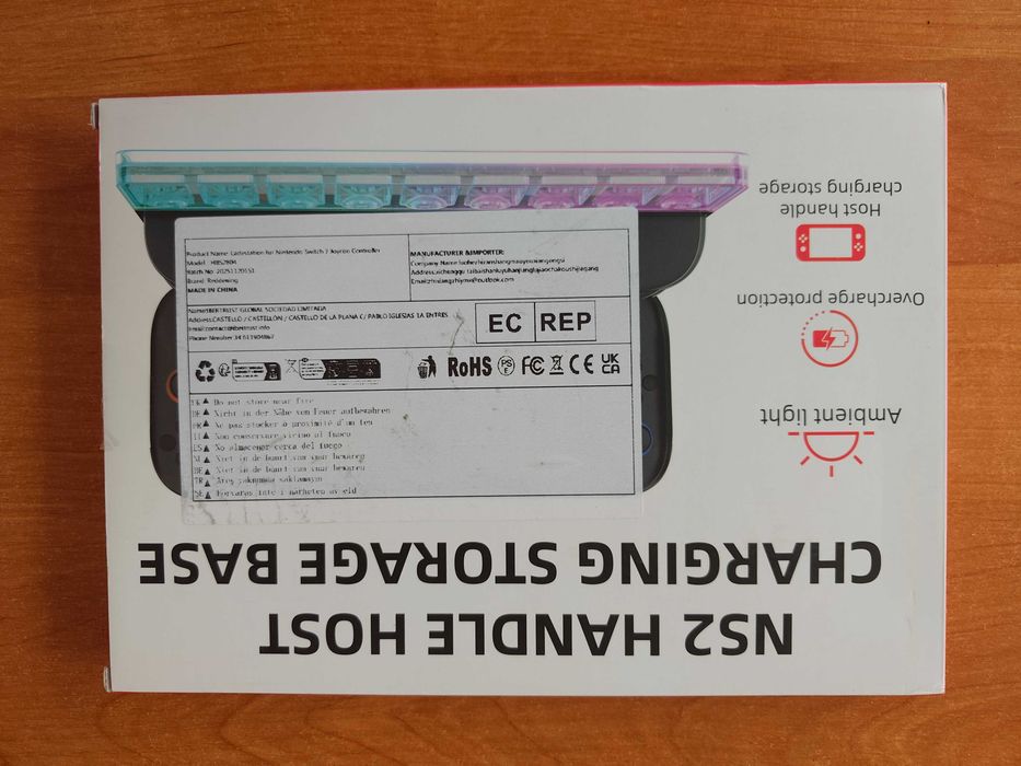 Stacja ładująca i organizer przeznaczona dla akcesoriów i konsoli Nintendo Switch 2 z podświetleniem