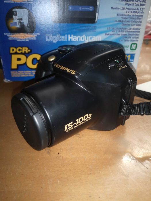 Máquina fotográfica Olympus