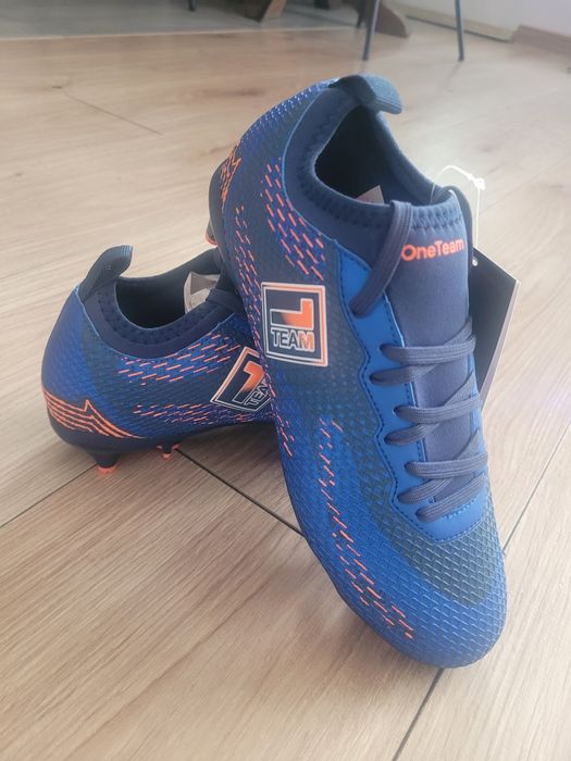 Korki One Team Robero 36