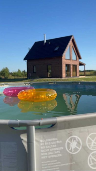 Rumiane Chatki - Jezioro | Balia Jacuzzi | Mazury | Basen | Workation