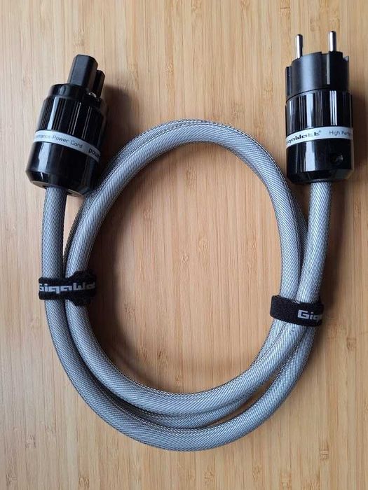 Listwa zasilająca GigaWatt PF-1 EVO+ z kablem PowerSync 1,5m gwarancja