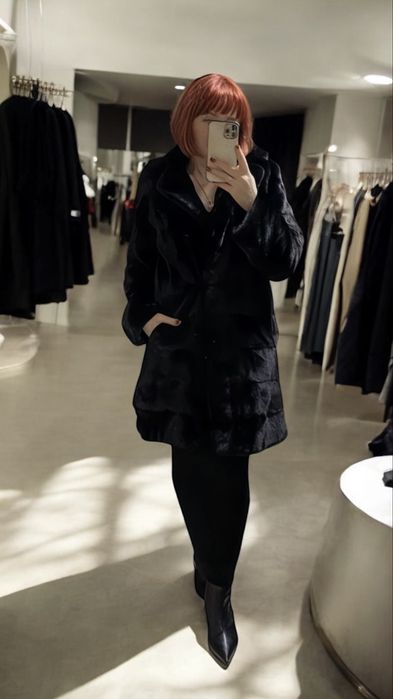 Шуба норкова BLACK glama з англійським воротом р. С-М